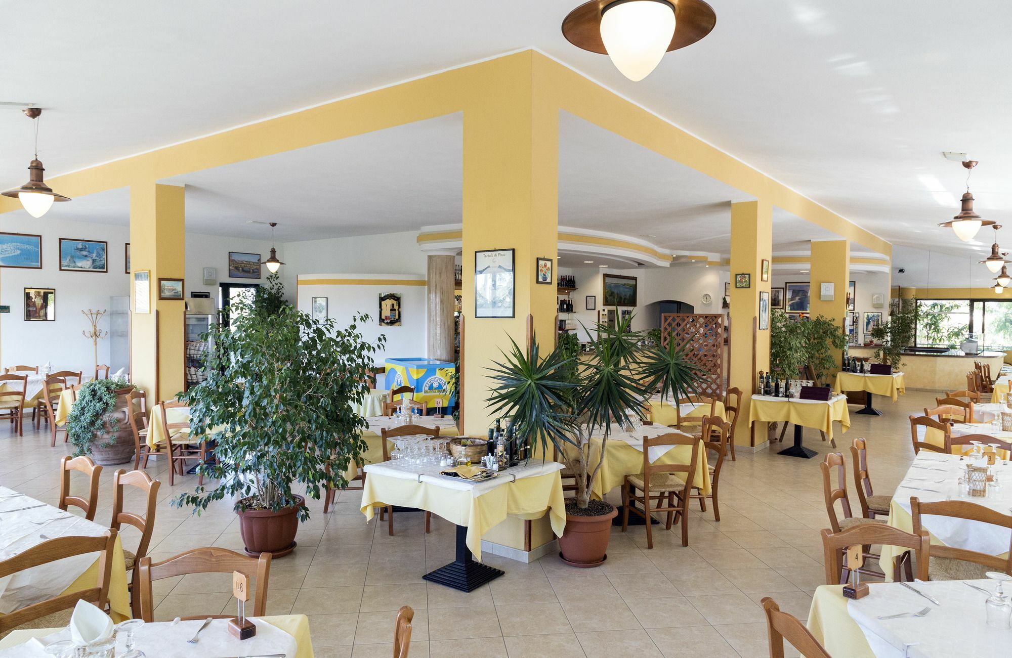 Happy Days Aparthotel Capo Vaticano Buitenkant foto