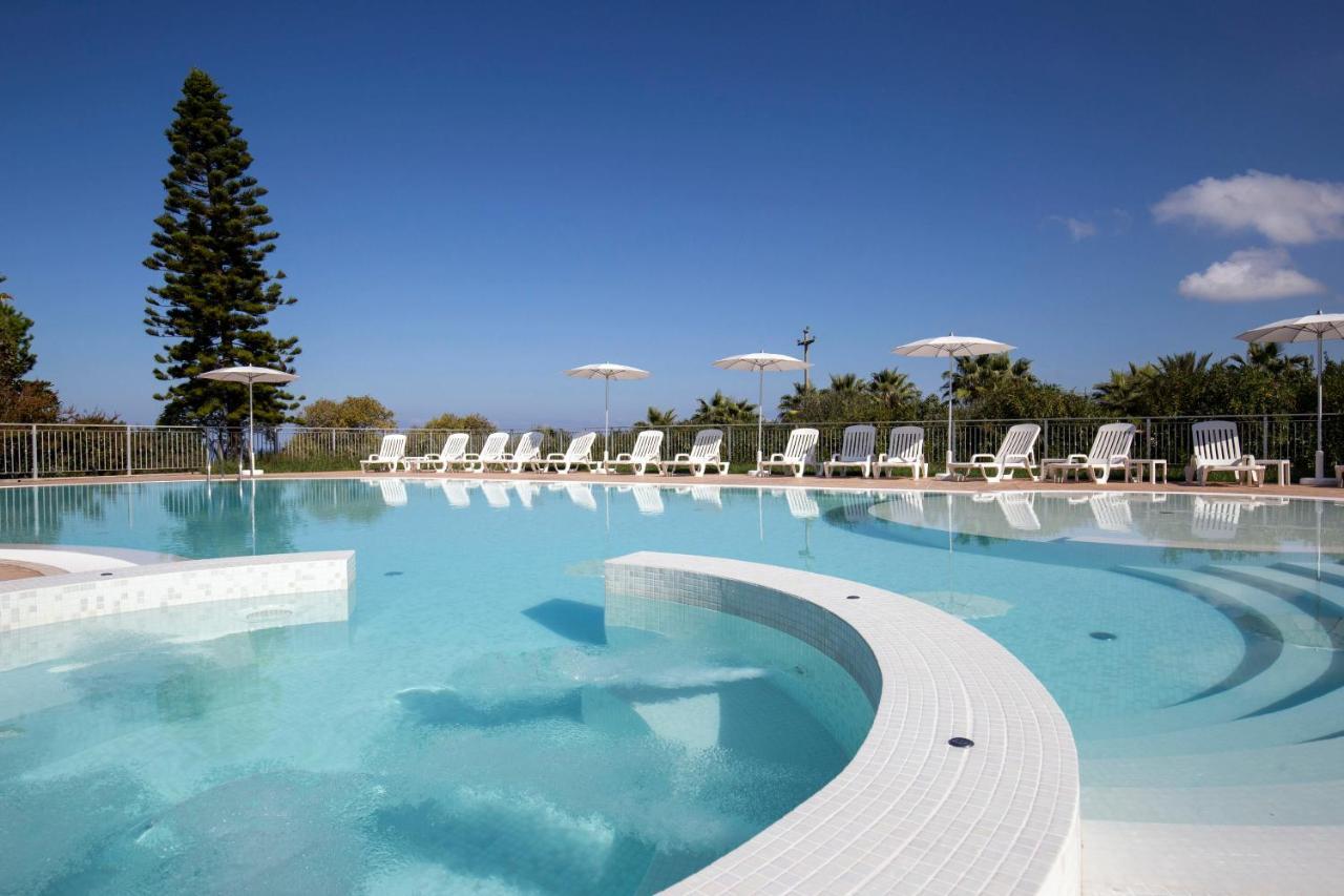 Happy Days Aparthotel Capo Vaticano Buitenkant foto